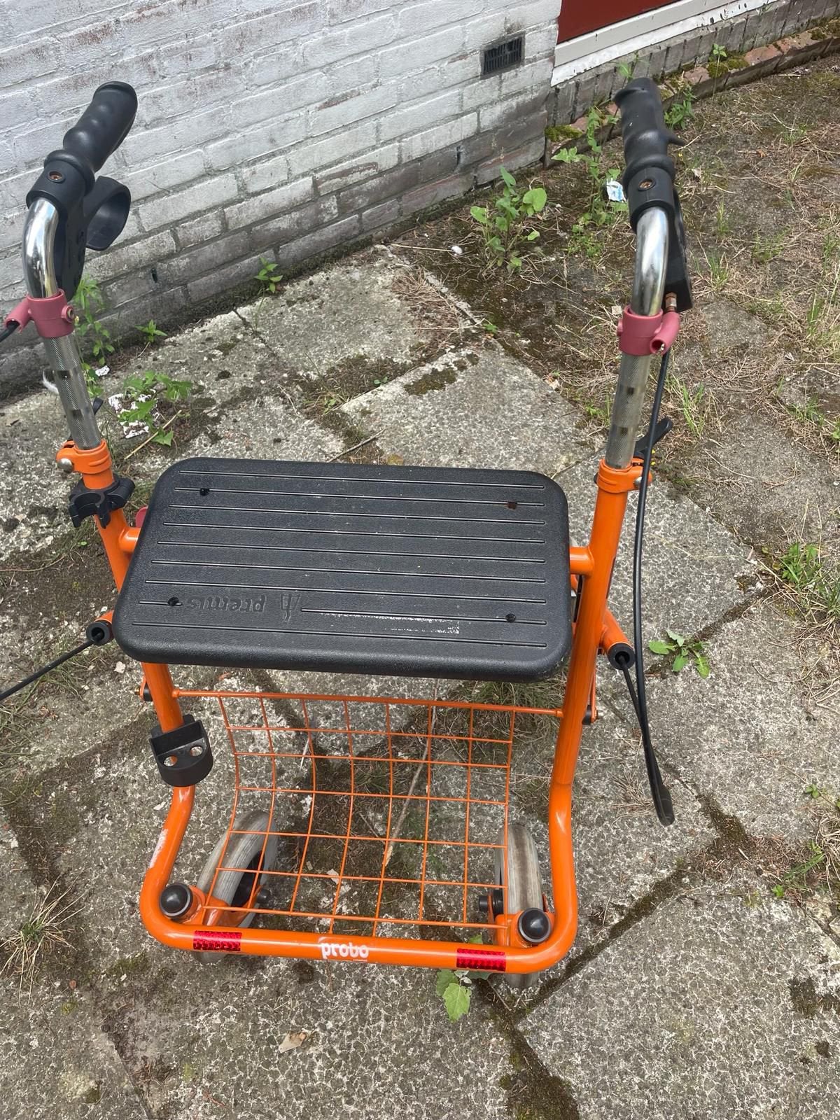 Rollator, Ophalen, Gebruikt